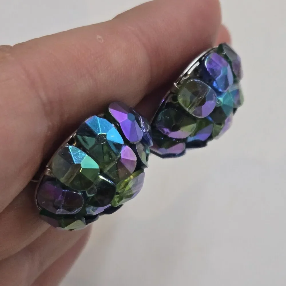 Vintage Vogue Aurora Borealis Oil Slick Iridescent Clip On Clusters Earrings